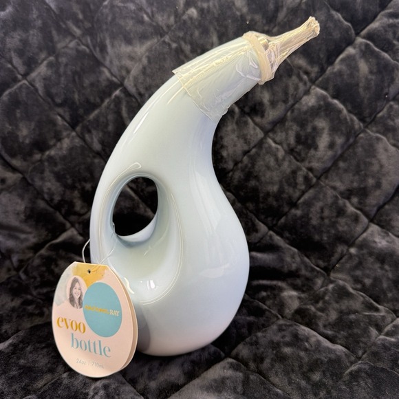 Rachael Ray NWT Ceramics EVOO Dispensing Bottle, Baby Blue - New & Sealed 24 Oz - Picture 1 of 7